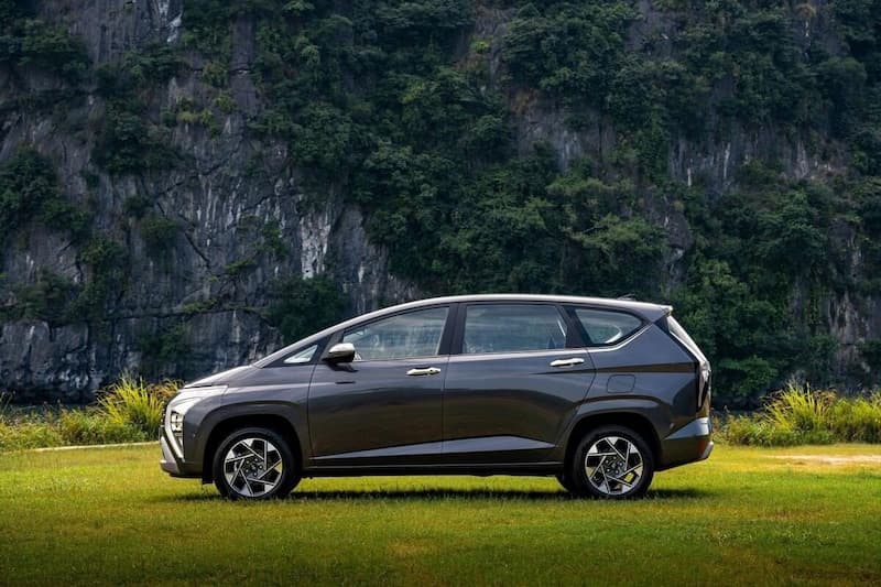 Hyundai Stargazer - Ngoại thất 5