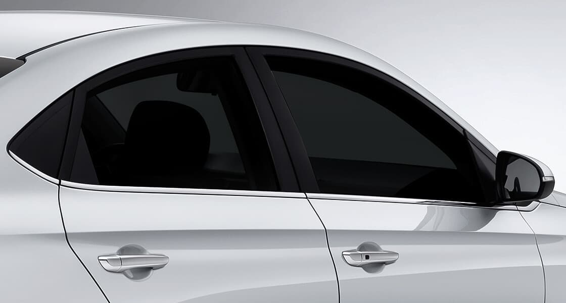 Hyundai Accent - Ngoại thất 7