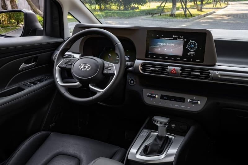 Hyundai Stargazer - Nội thất 3