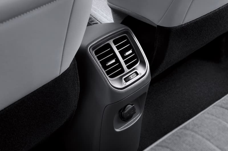 Hyundai Grand i10 - Nội thất 5