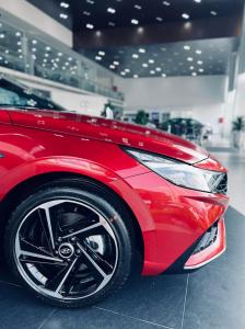 Hyundai Elantra - Ngoại thất 3